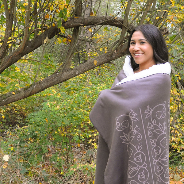 Fleece Sherpa Blanket: Wedding | Brown